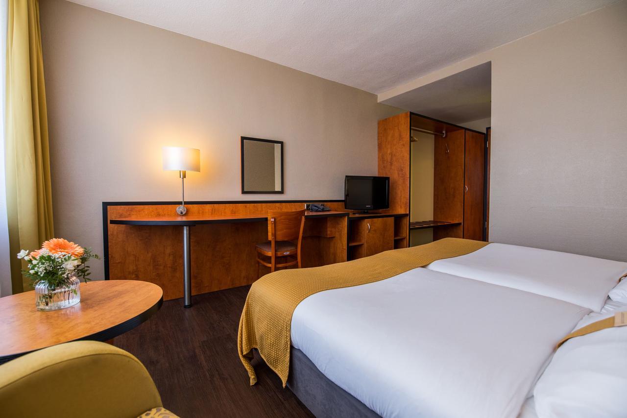 Western Hotel