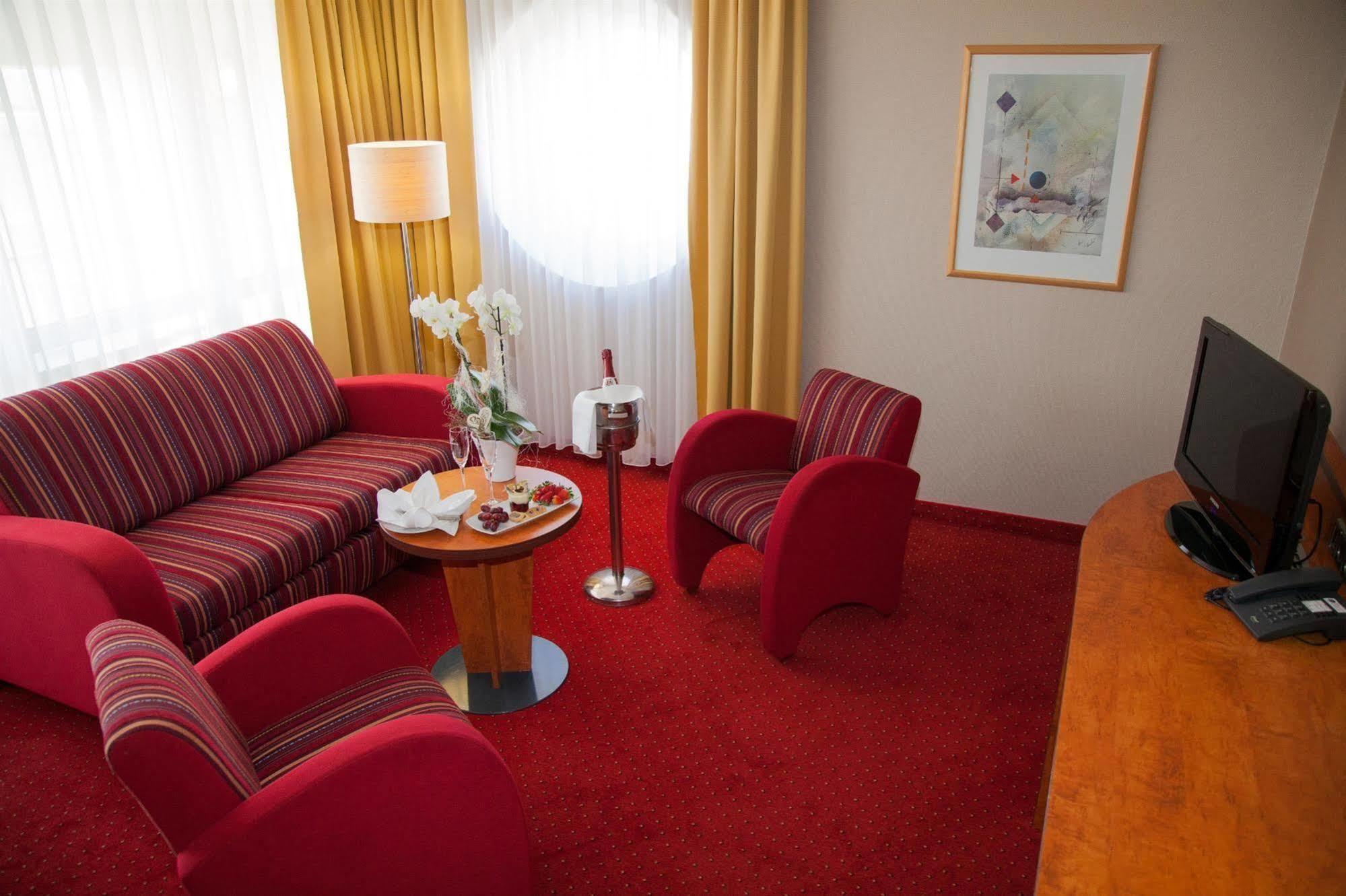 Hotel Western